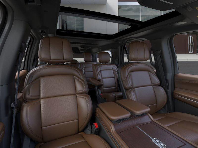 new 2025 Lincoln Navigator car, priced at $102,468