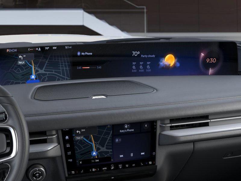 new 2025 Lincoln Navigator car, priced at $110,075