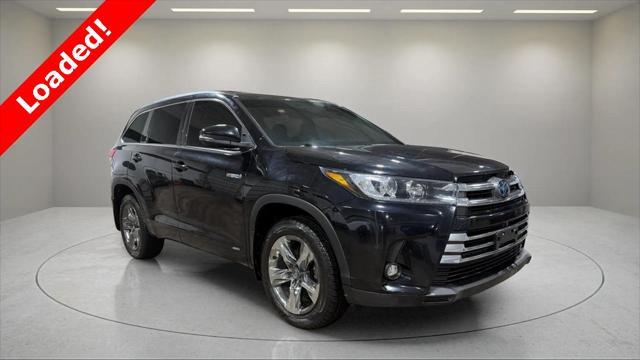 used 2019 Toyota Highlander Hybrid car, priced at $28,274