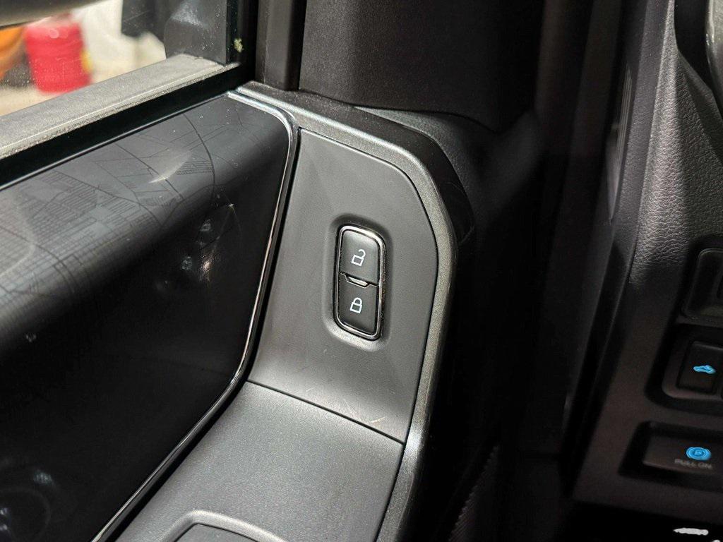 used 2021 Ford F-150 car, priced at $32,995