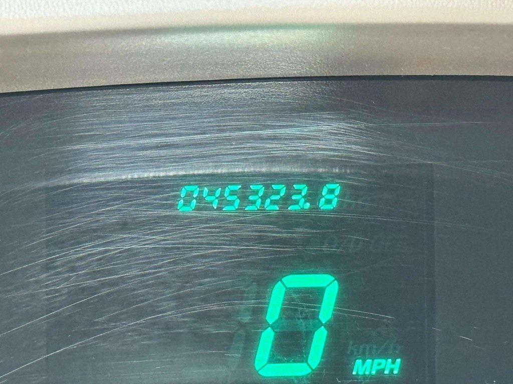 used 1995 Lincoln Town Car car, priced at $13,995