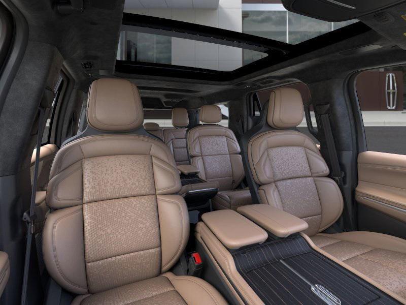 new 2025 Lincoln Navigator car, priced at $119,231