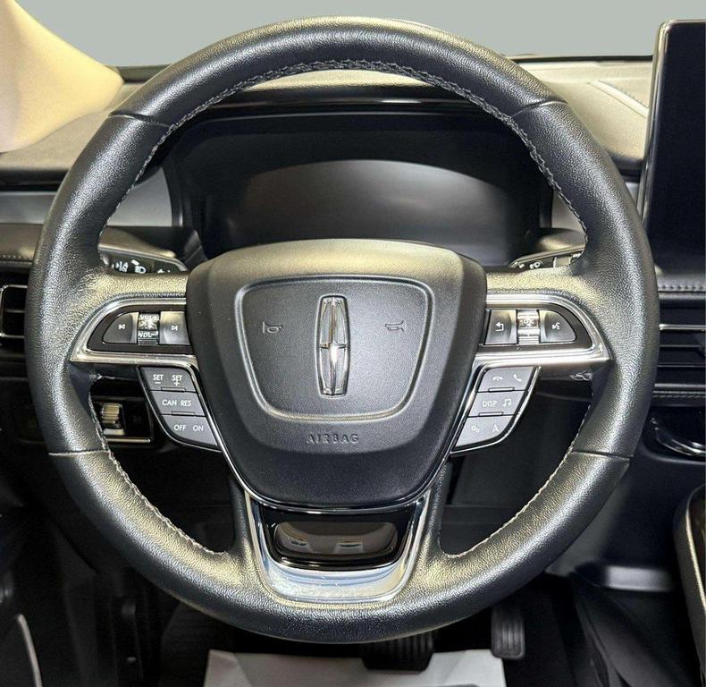 used 2022 Lincoln Nautilus car, priced at $24,995