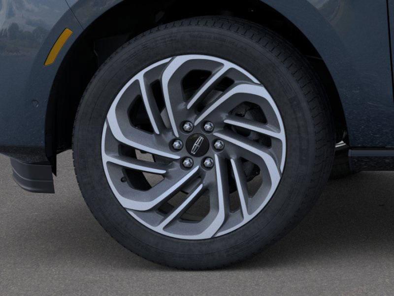 new 2025 Lincoln Navigator car, priced at $104,120