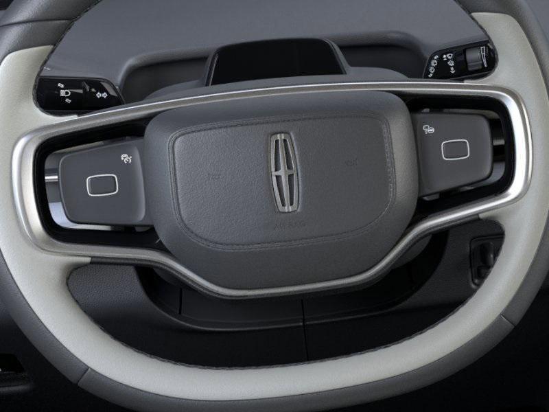 new 2025 Lincoln Navigator car, priced at $104,120