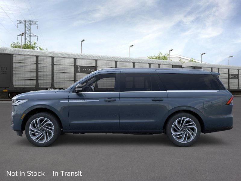 new 2025 Lincoln Navigator car, priced at $104,120