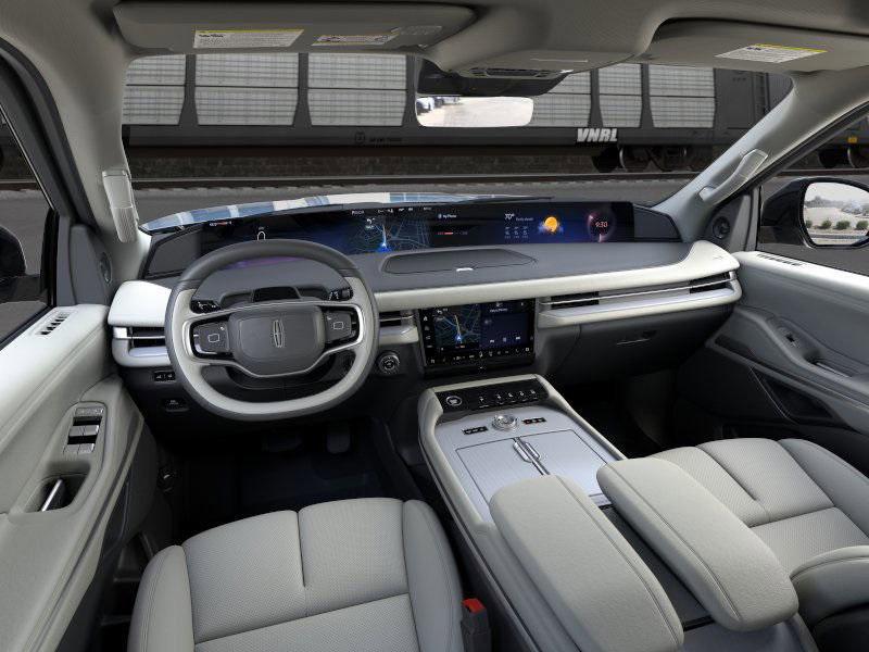 new 2025 Lincoln Navigator car, priced at $104,120