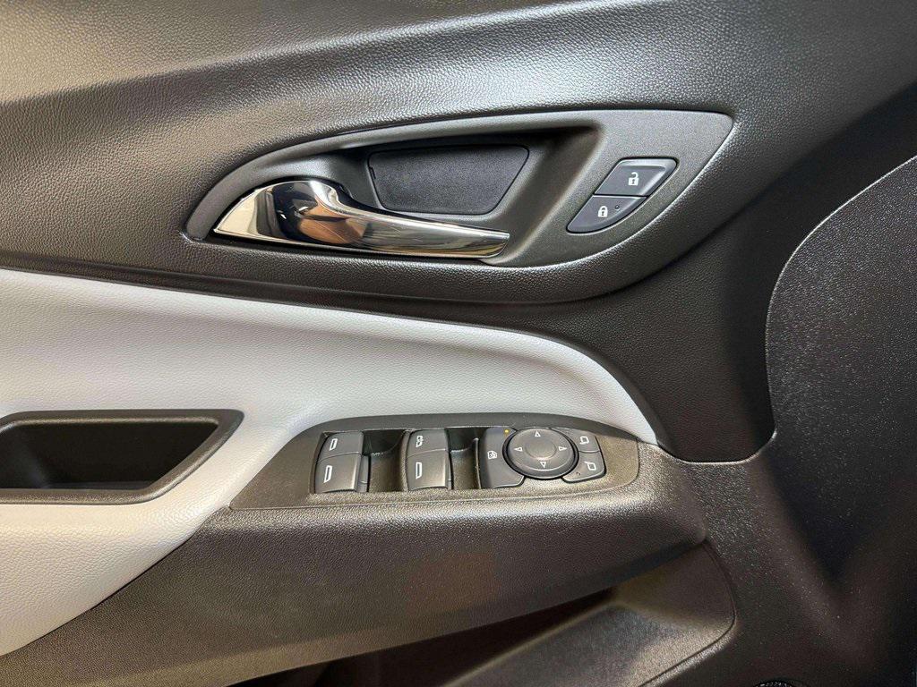 used 2024 Chevrolet Equinox car, priced at $21,995