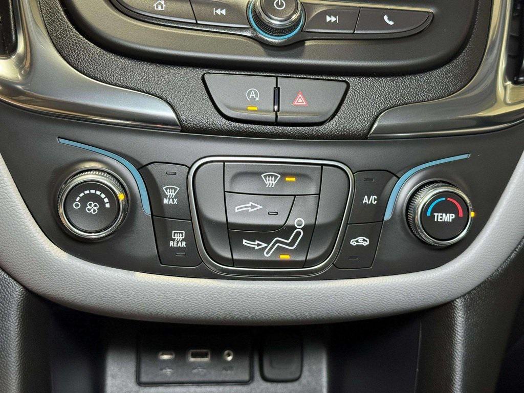 used 2024 Chevrolet Equinox car, priced at $21,995