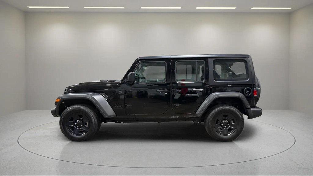 used 2022 Jeep Wrangler Unlimited car, priced at $30,995