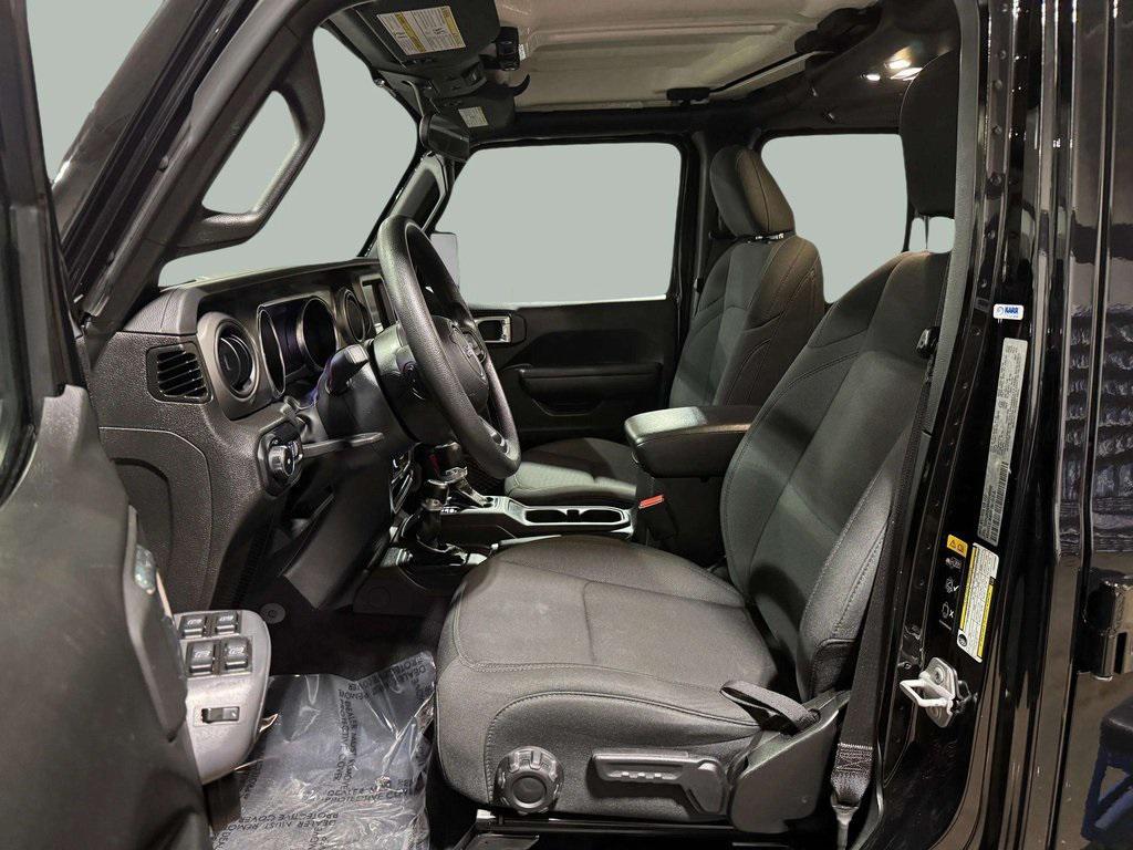 used 2022 Jeep Wrangler Unlimited car, priced at $30,995