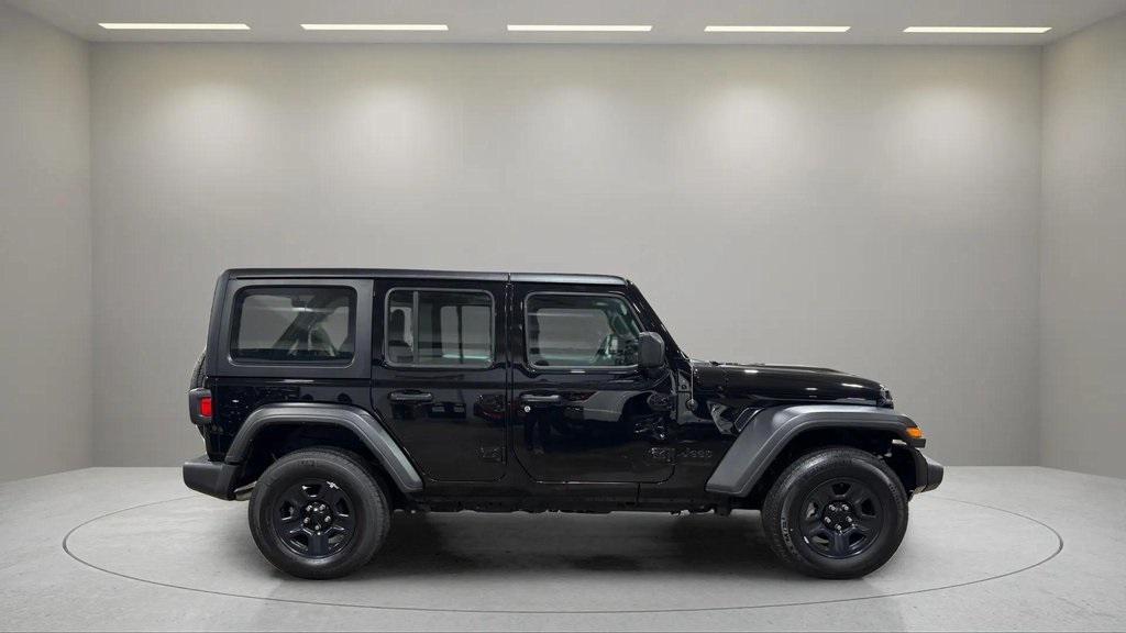 used 2022 Jeep Wrangler Unlimited car, priced at $30,995
