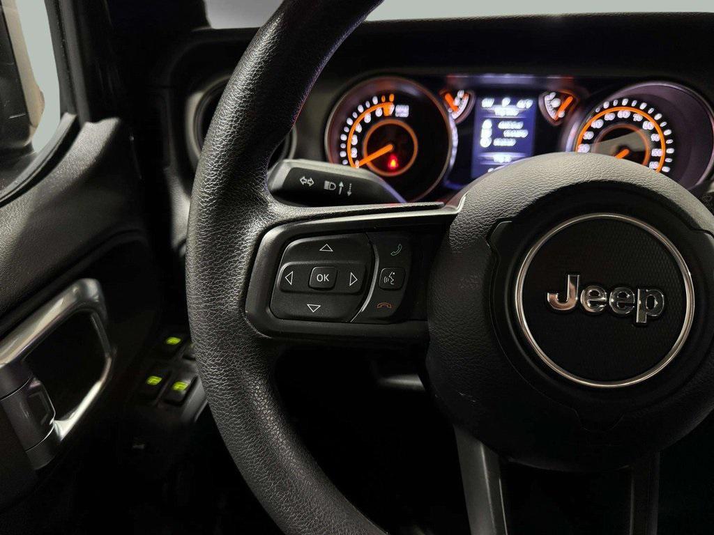 used 2022 Jeep Wrangler Unlimited car, priced at $30,995