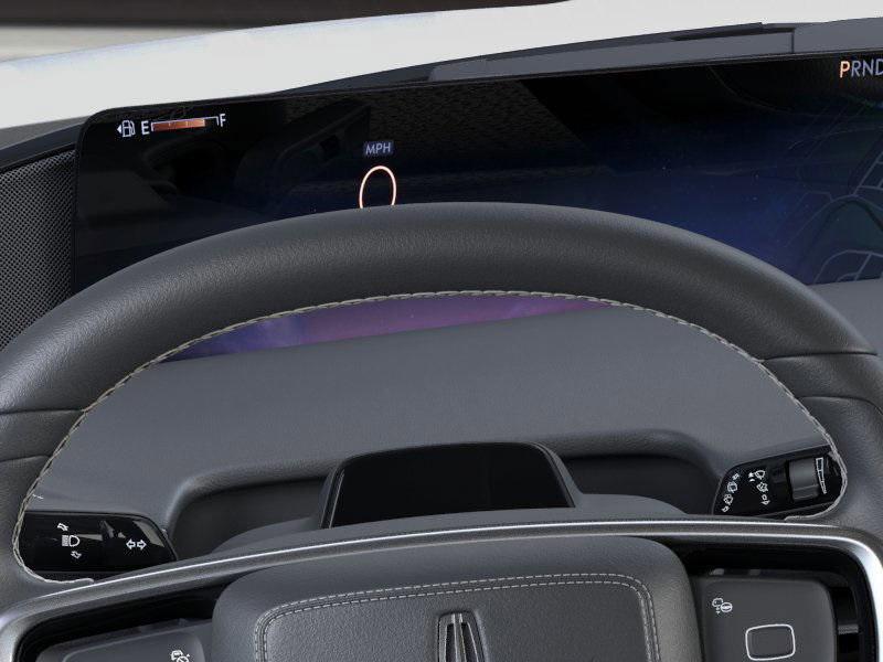 new 2025 Lincoln Navigator car, priced at $106,815
