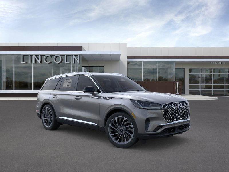 new 2025 Lincoln Aviator car, priced at $77,672