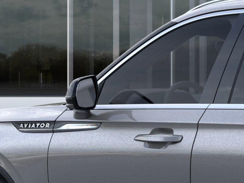 new 2025 Lincoln Aviator car, priced at $77,672
