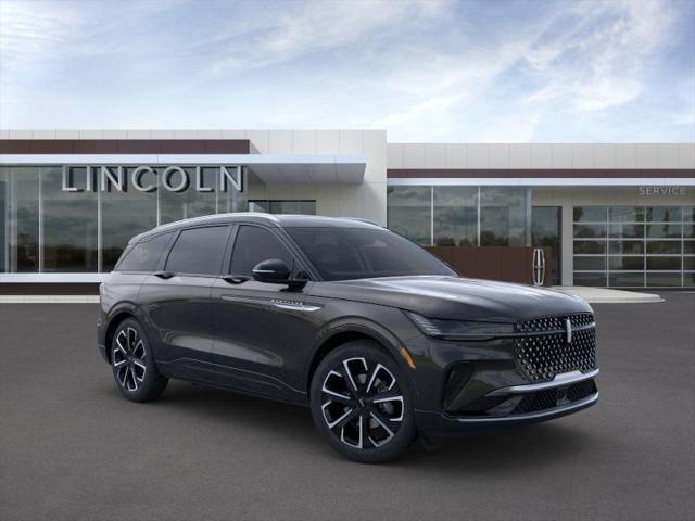 new 2025 Lincoln Nautilus car, priced at $61,711