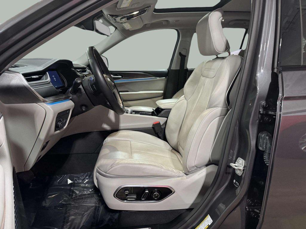 used 2022 Jeep Grand Cherokee 4xe car, priced at $31,995