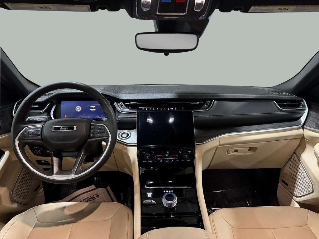 used 2023 Jeep Grand Cherokee car, priced at $28,995