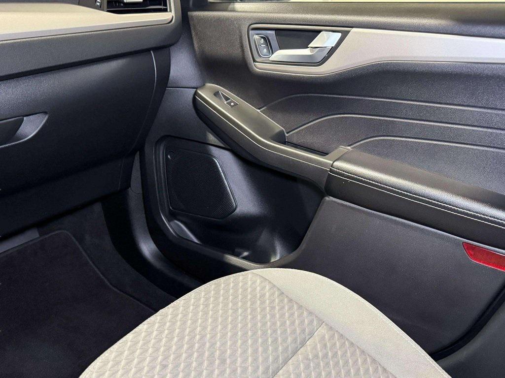 used 2021 Ford Escape car, priced at $17,495