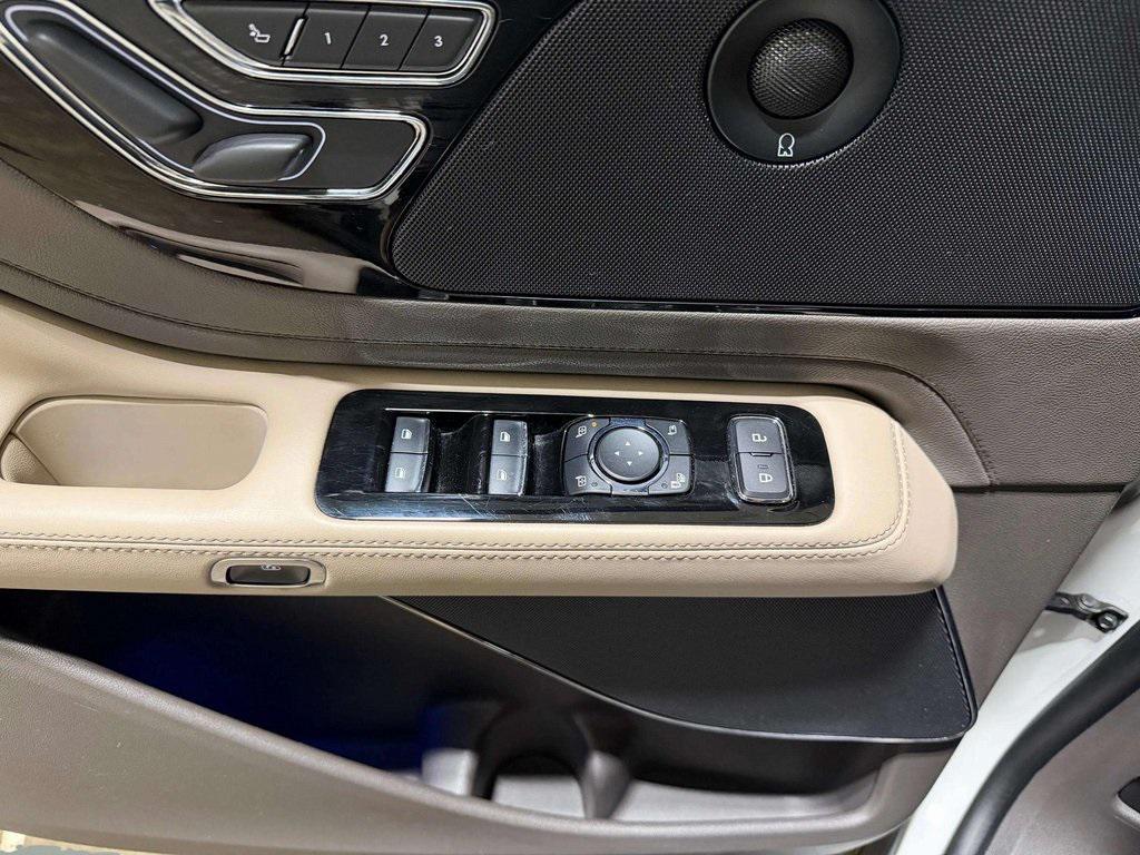 used 2023 Lincoln Aviator car, priced at $47,995