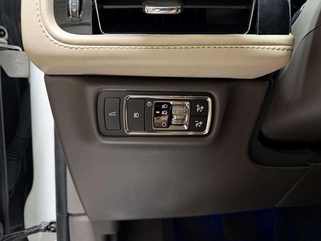 used 2023 Lincoln Aviator car, priced at $47,995