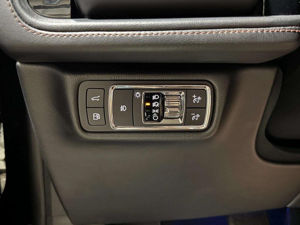 used 2022 Lincoln Aviator car, priced at $44,495
