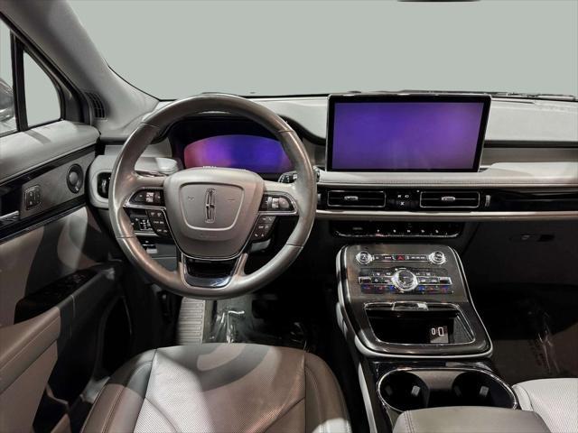 used 2022 Lincoln Nautilus car, priced at $37,487