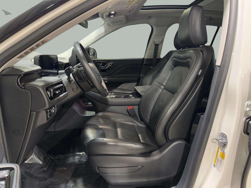 used 2025 Lincoln Aviator car, priced at $68,995