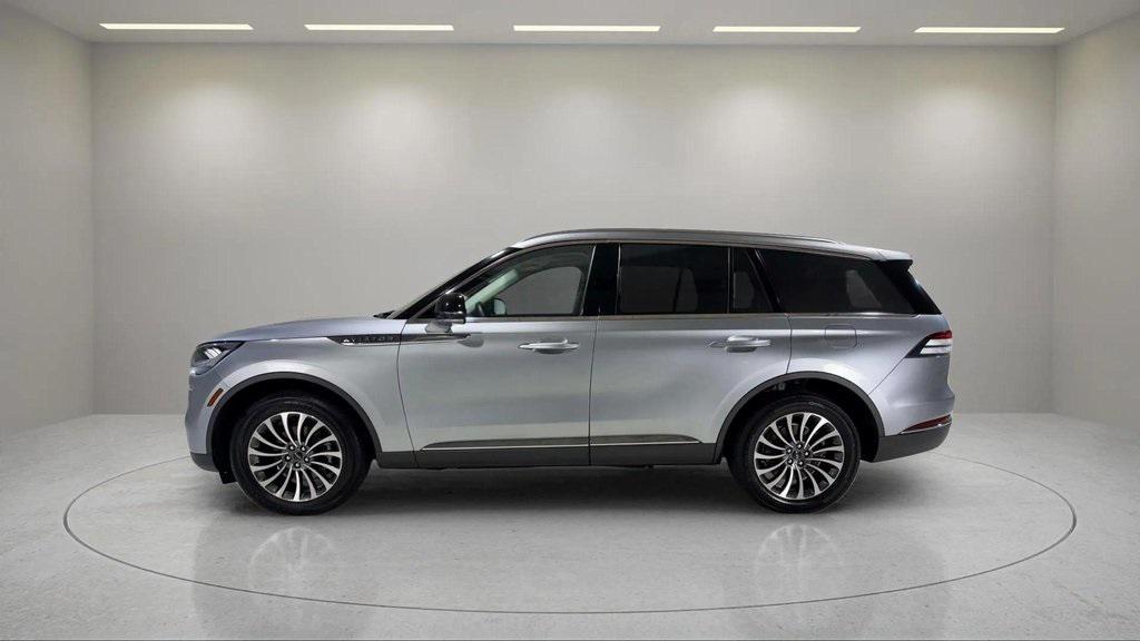 used 2022 Lincoln Aviator car, priced at $40,987