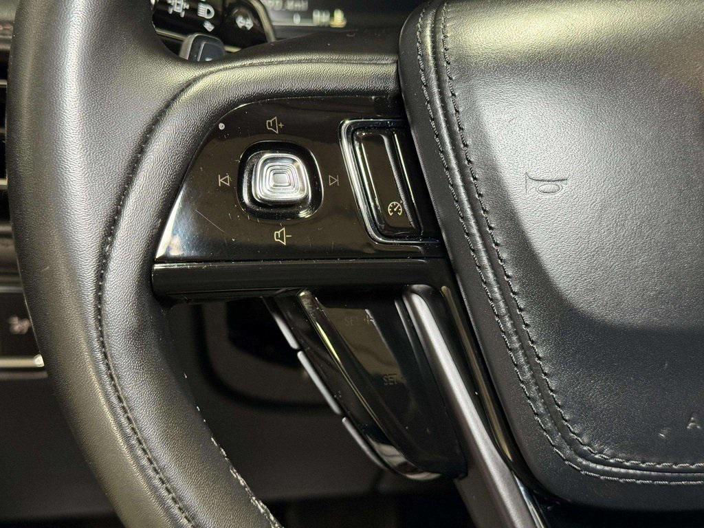 used 2022 Lincoln Aviator car, priced at $40,987