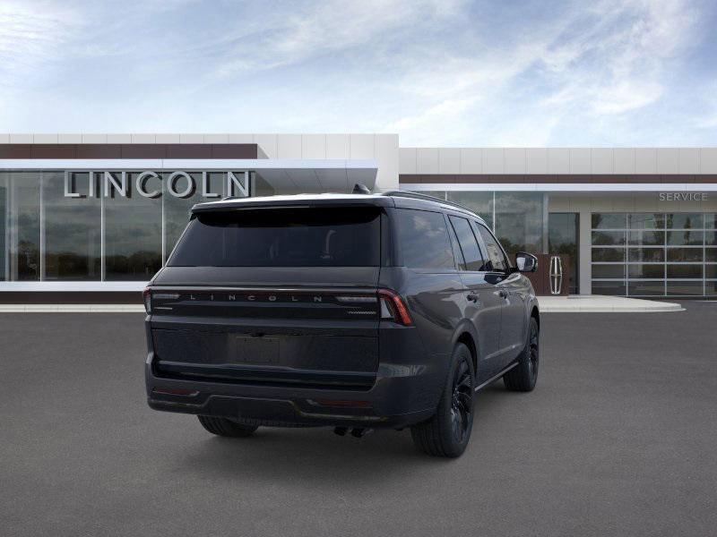 new 2025 Lincoln Navigator car, priced at $106,932