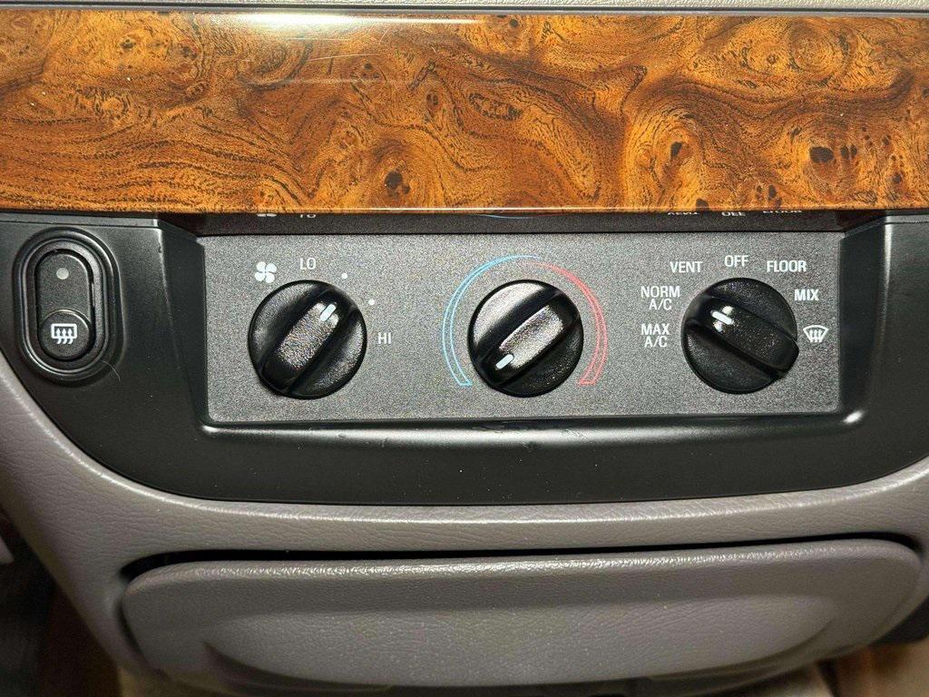 used 2008 Mercury Grand Marquis car, priced at $12,987