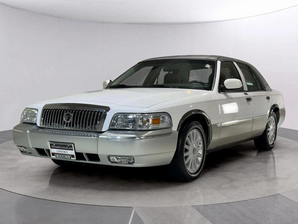 used 2008 Mercury Grand Marquis car, priced at $12,987