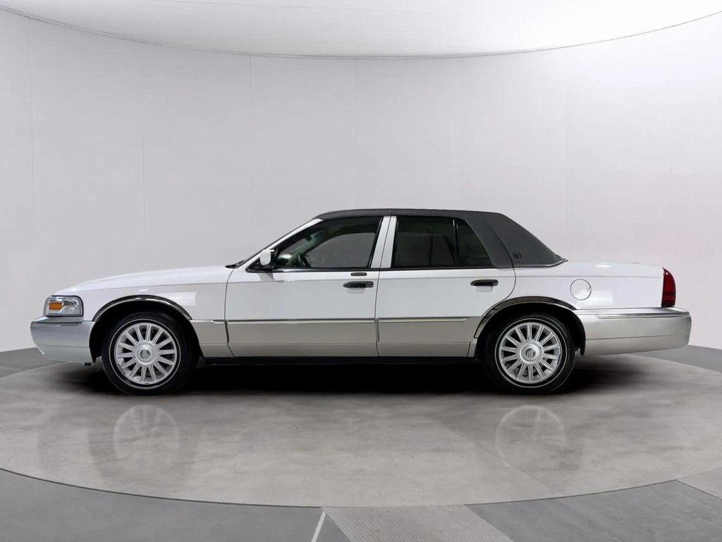 used 2008 Mercury Grand Marquis car, priced at $12,987