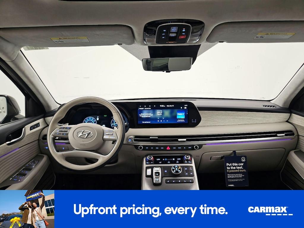 used 2025 Hyundai Palisade car, priced at $45,998