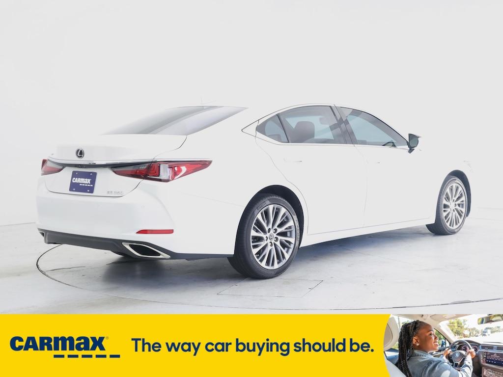 used 2019 Lexus ES 350 car, priced at $27,998