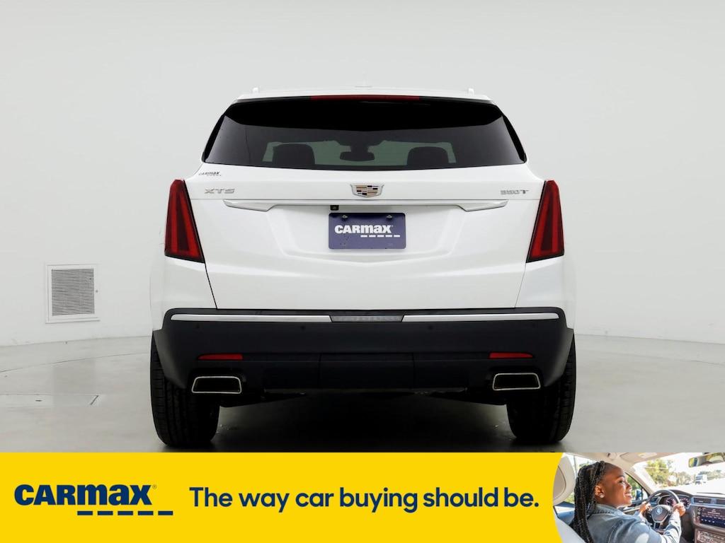 used 2021 Cadillac XT5 car, priced at $26,998