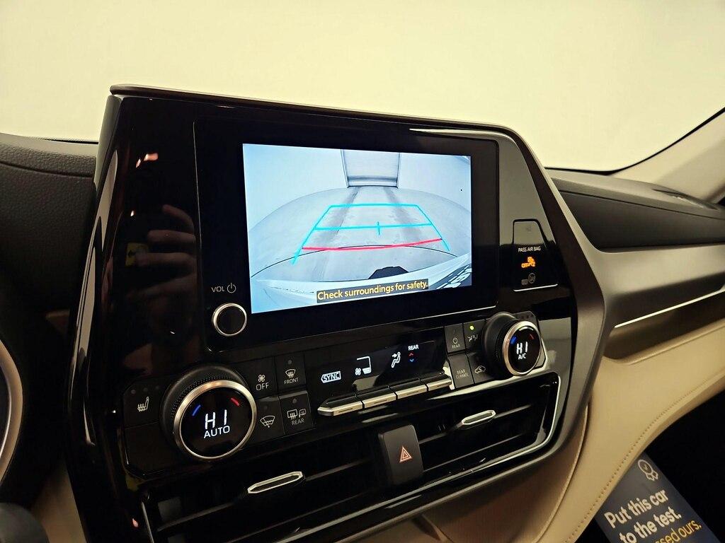 used 2023 Toyota Highlander Hybrid car, priced at $49,998
