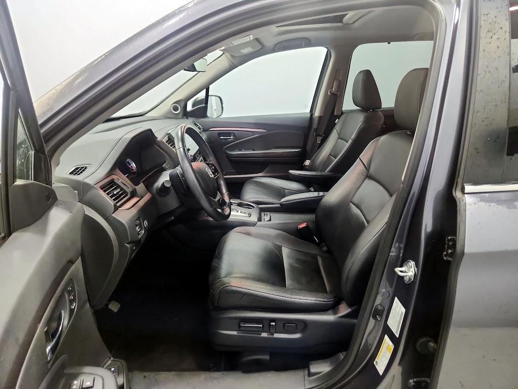 used 2022 Honda Pilot car, priced at $31,998