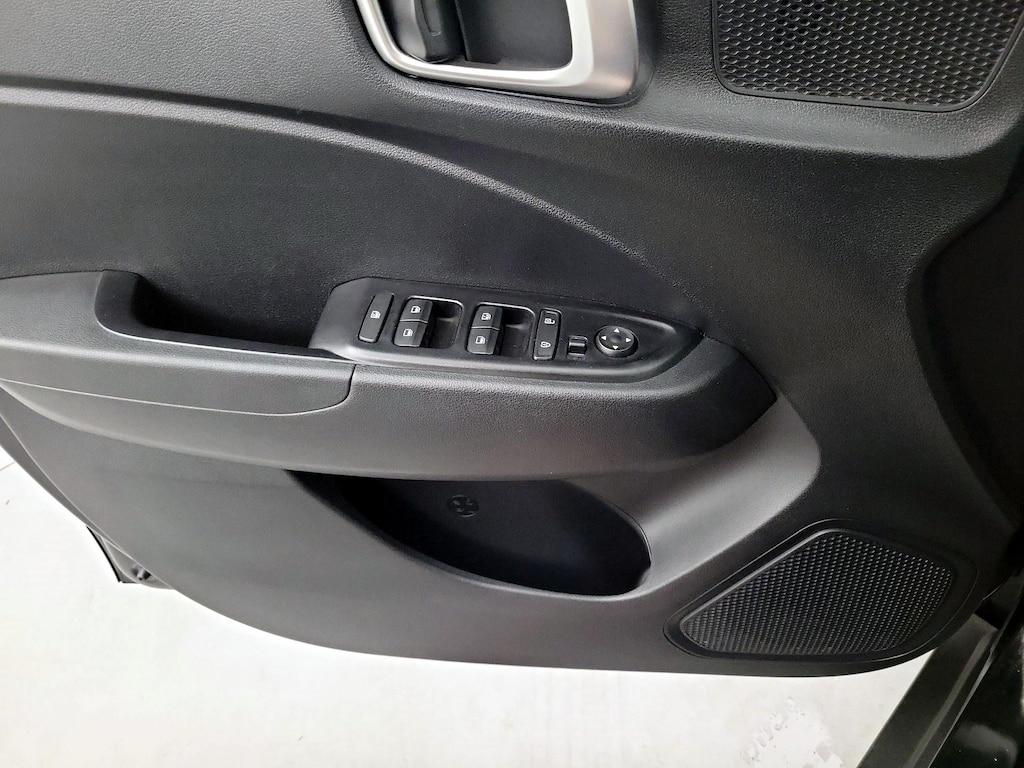 used 2022 Hyundai Venue car, priced at $19,998