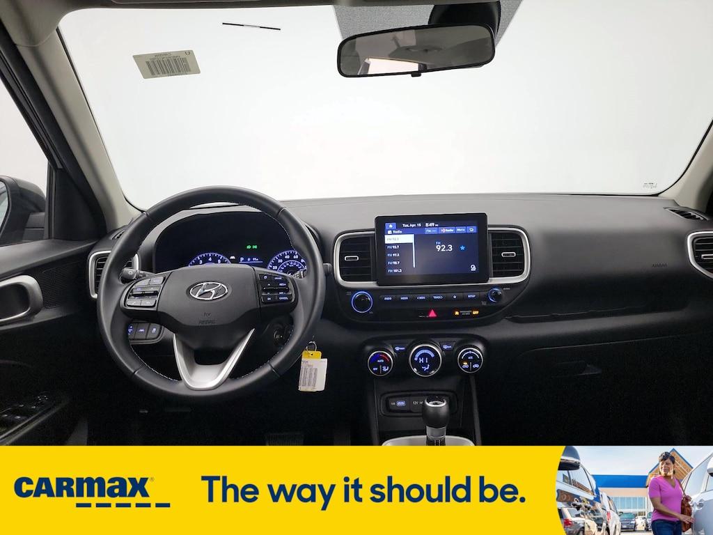 used 2022 Hyundai Venue car, priced at $19,998