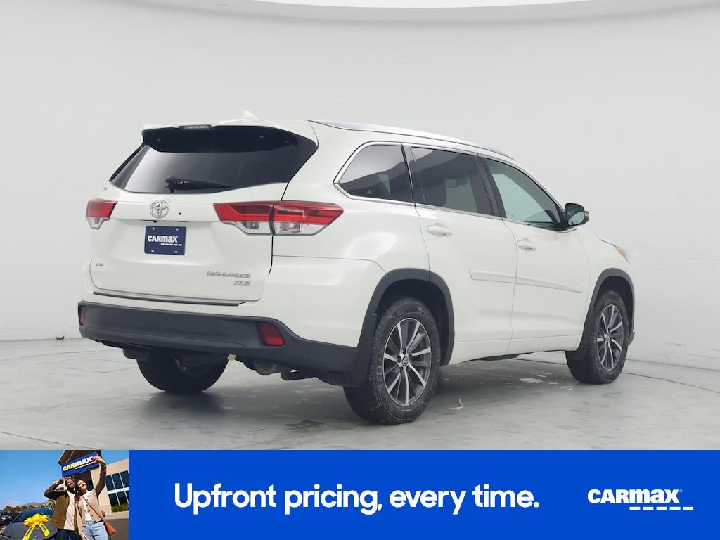 used 2018 Toyota Highlander car, priced at $27,998