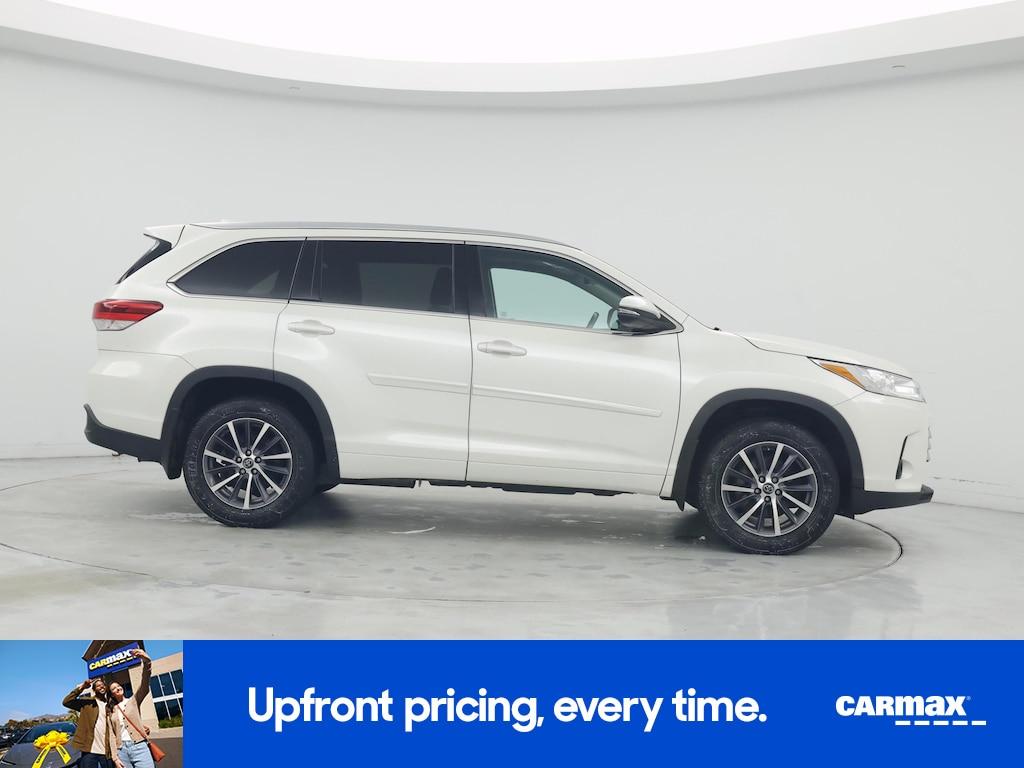 used 2018 Toyota Highlander car, priced at $27,998