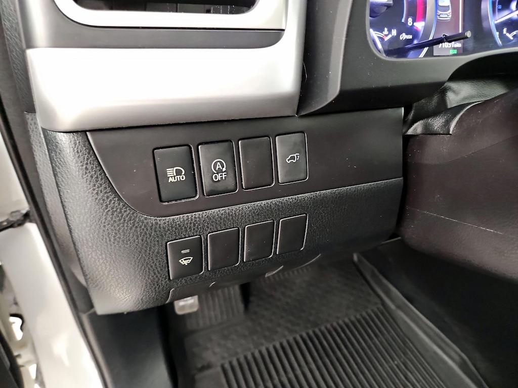 used 2018 Toyota Highlander car, priced at $27,998