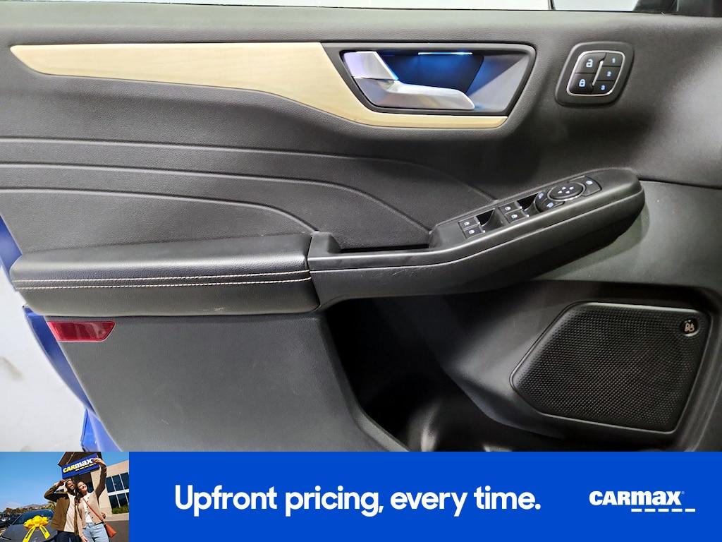 used 2022 Ford Escape car, priced at $26,998
