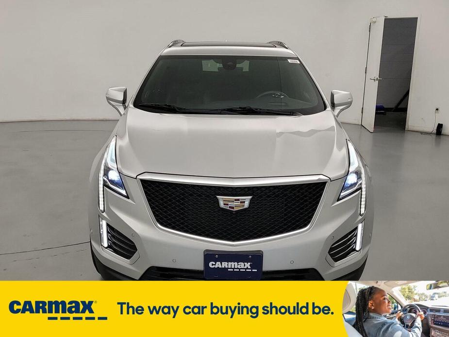 used 2020 Cadillac XT5 car, priced at $30,998