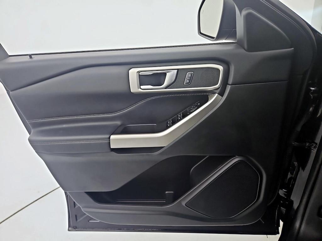 used 2023 Ford Explorer car, priced at $29,998