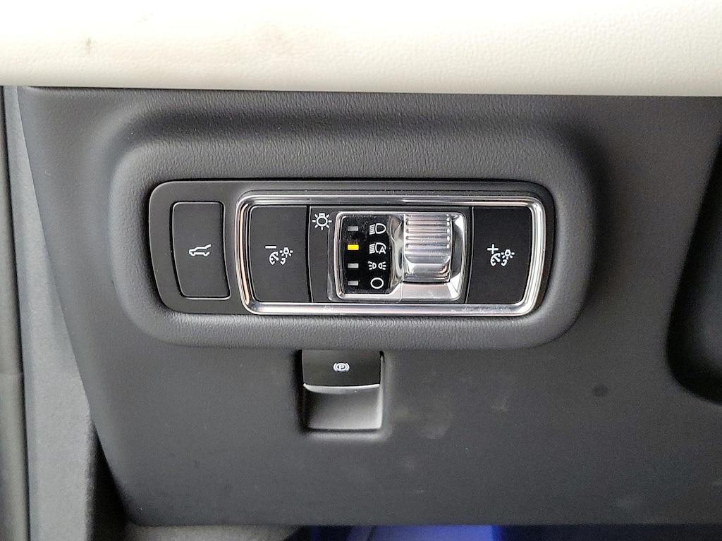 used 2024 Lincoln Nautilus car, priced at $47,998