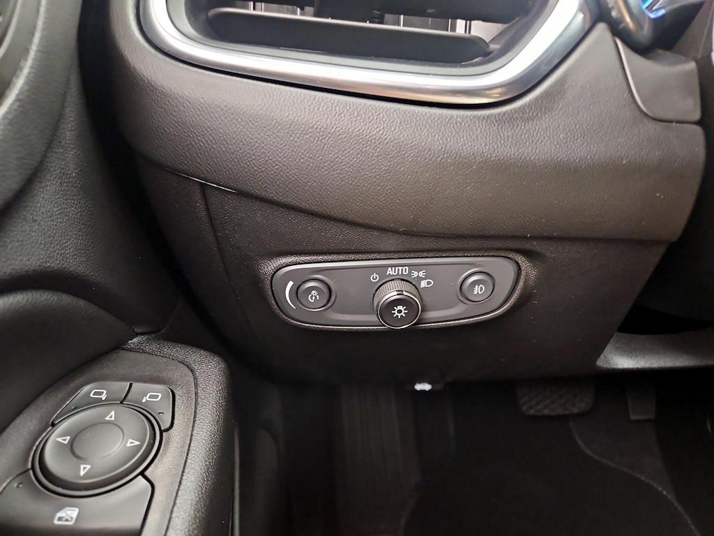 used 2021 Chevrolet Equinox car, priced at $22,998